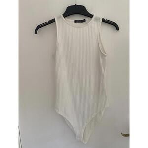White Top Size 8